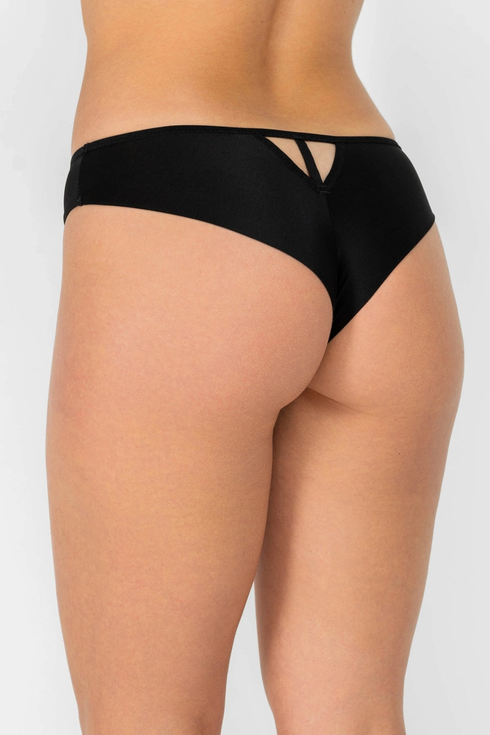 Трусики бразилиана из микрофибры 8181-22 black