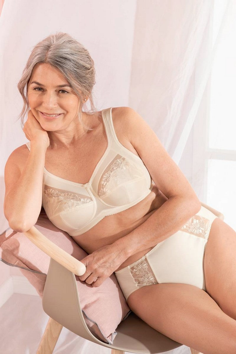 Послеоперационный бюстгальтер с вышивкой 5349X Safina crystal