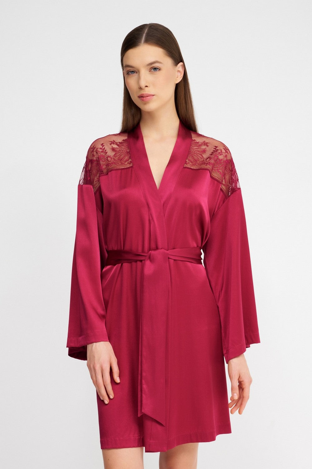 Шелковый халат с кружевом 2S65 Midnight Whisper crimson red