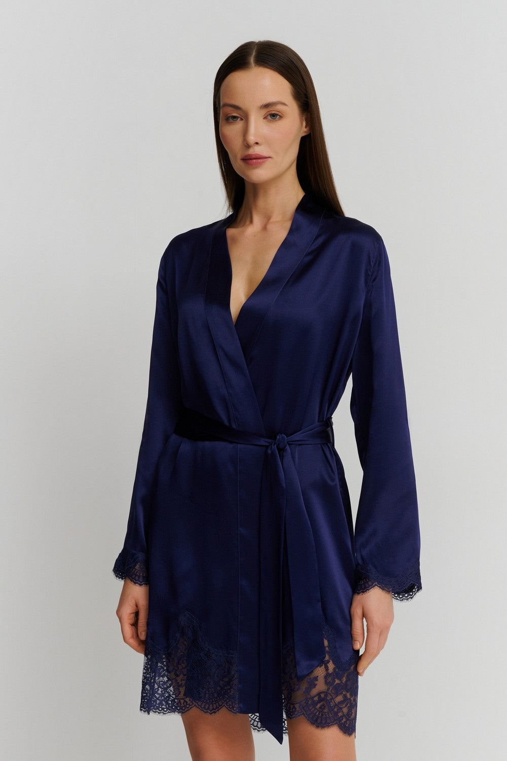 Шелковый халат с кружевом QS65 Toi Mon Amour marine