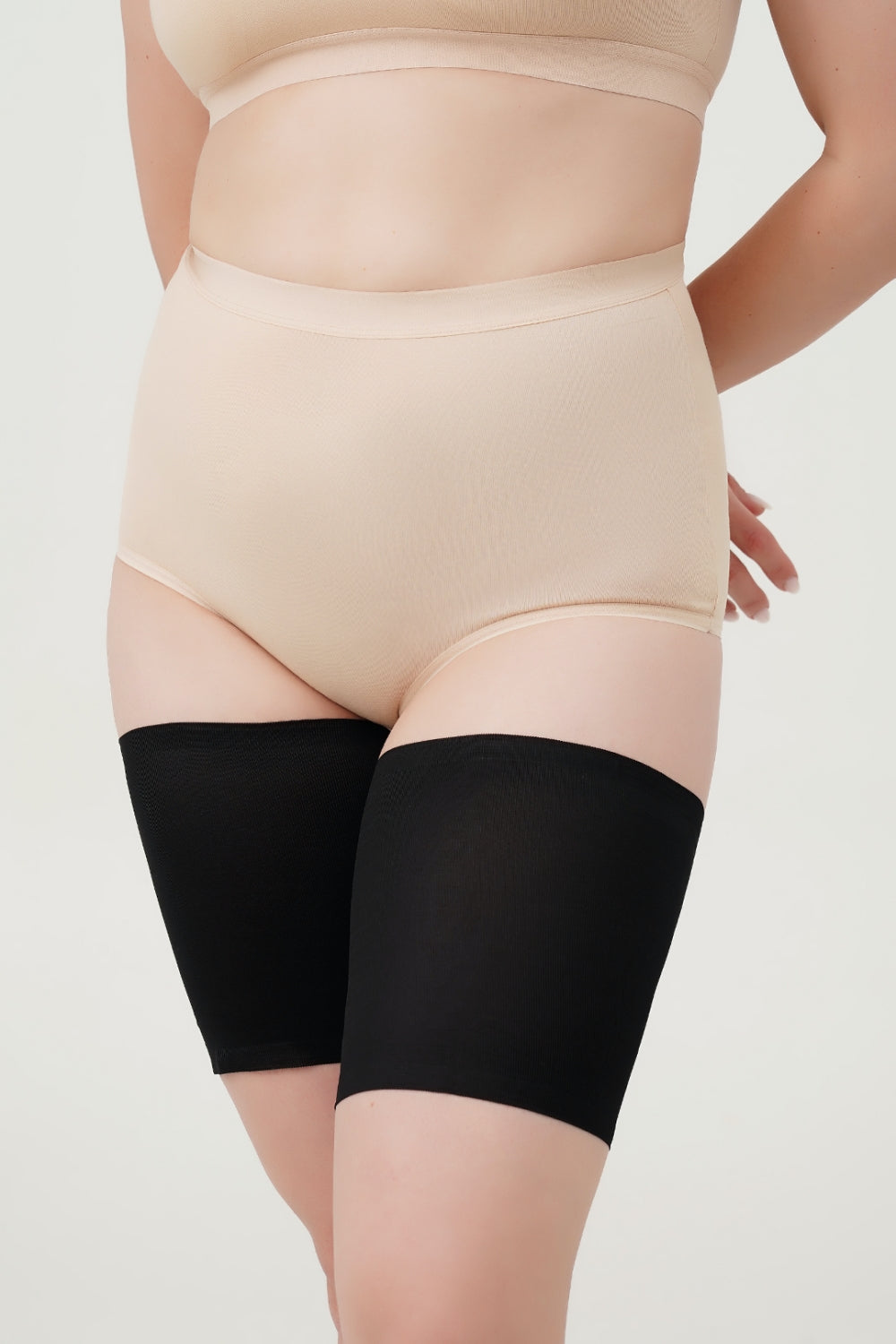 Гладкие бандалетки на бедра Bahips black