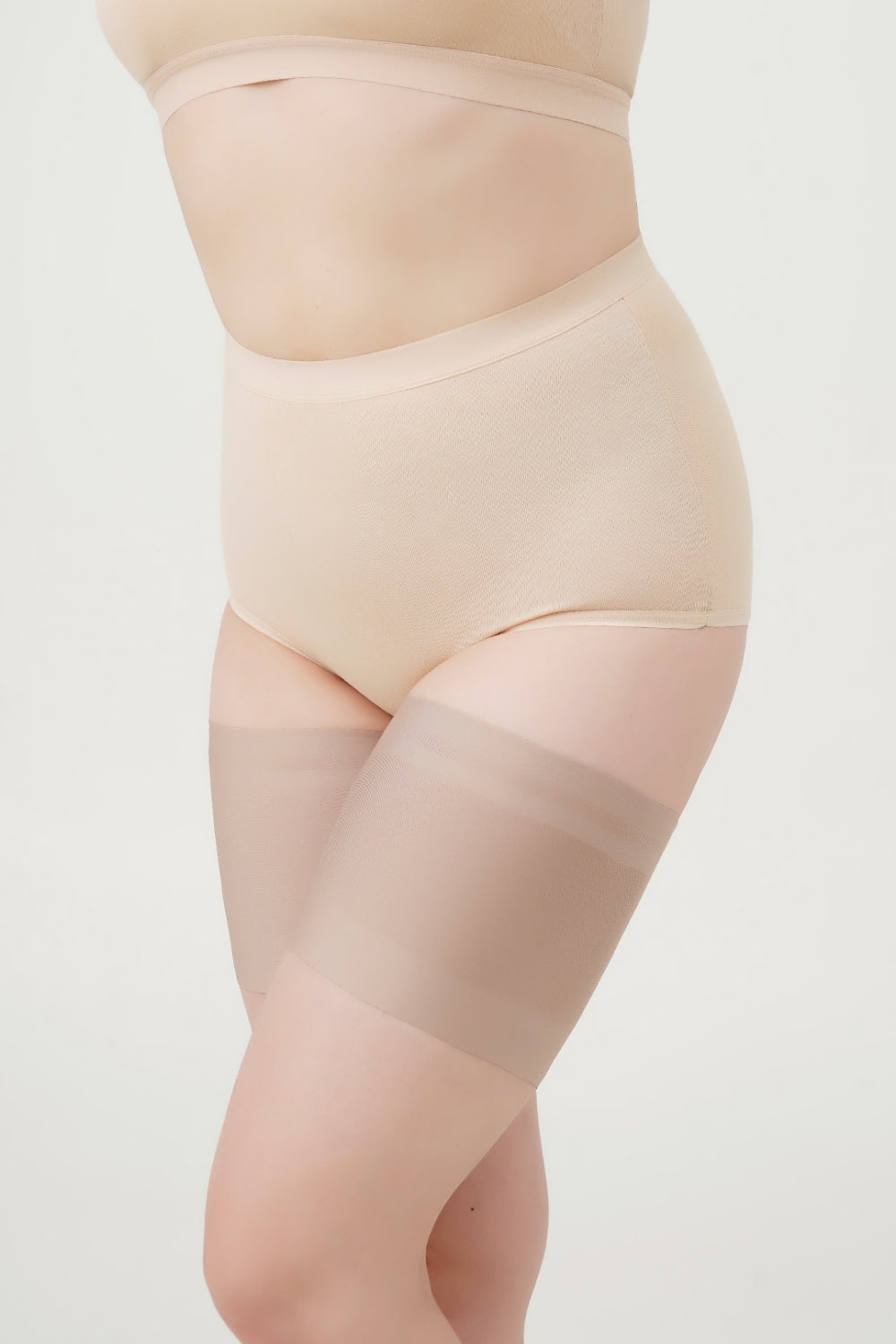 Гладкие бандалетки Corrente