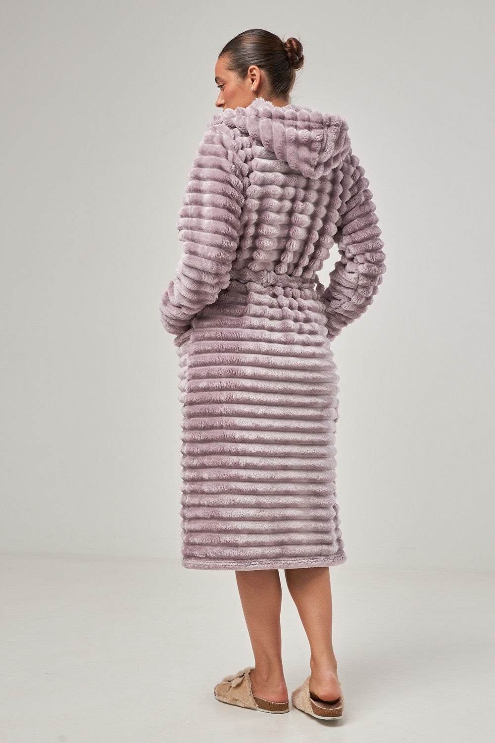 Халат из велсофта с капюшоном 0227/1 light lilac sharpei