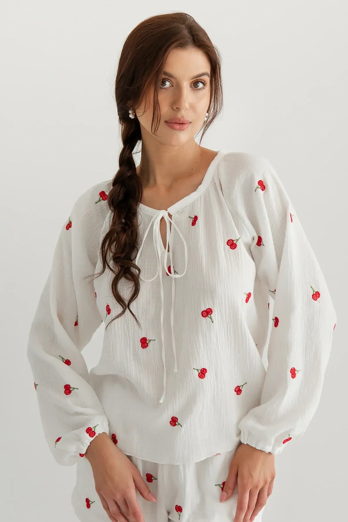 Рубашка из муслина с вышивкой Cherry ML0085-38-60