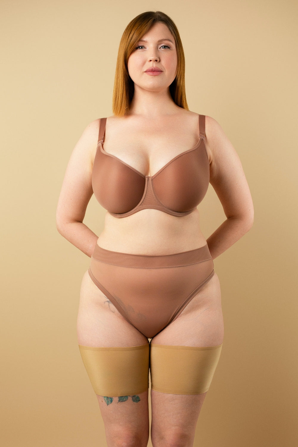 Гладкие бандалетки на бедра SLZ1301 dark nude