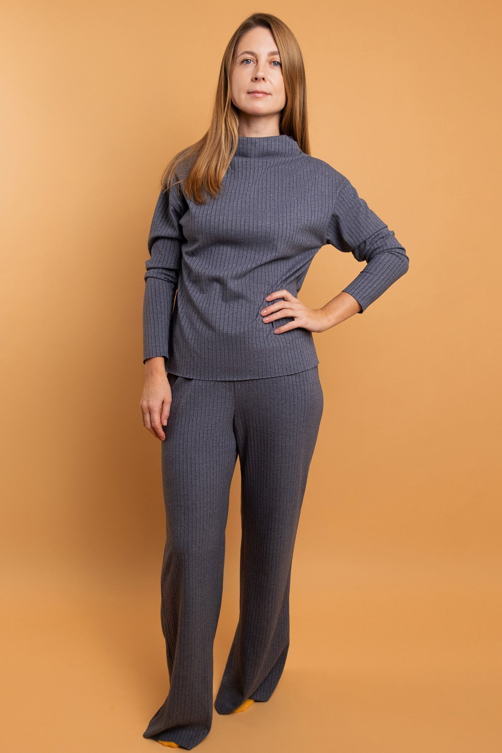 Трикотажный свитшот в рубчик HOM2217002 gray melange