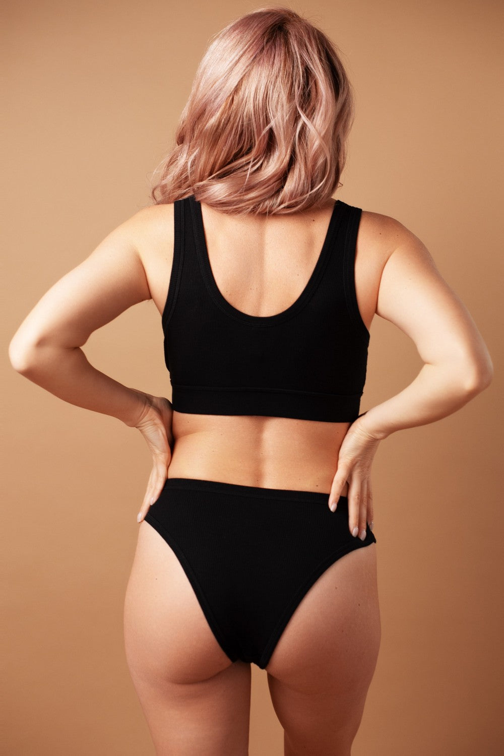 Бра-топ с пуговицами SLZ25301009 black