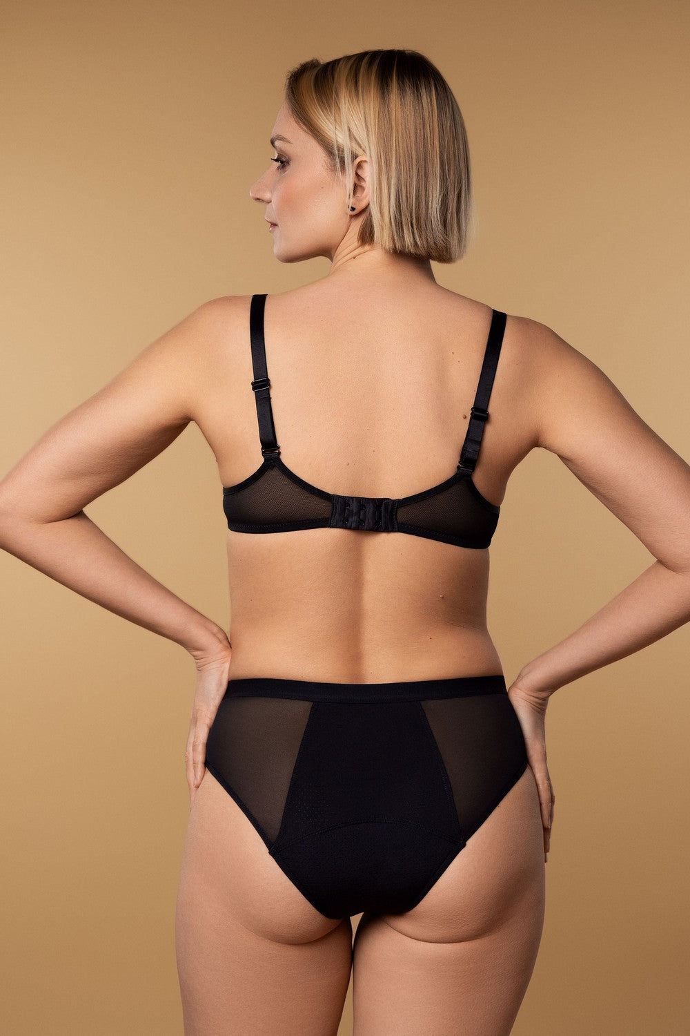 Менструальные трусики с микросеткой SLZ25702501 black