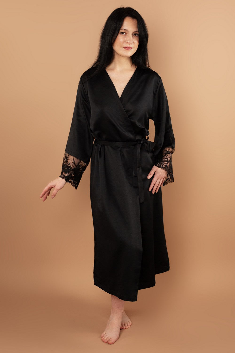 Сатиновый халат с кружевом SLZ25805001 black