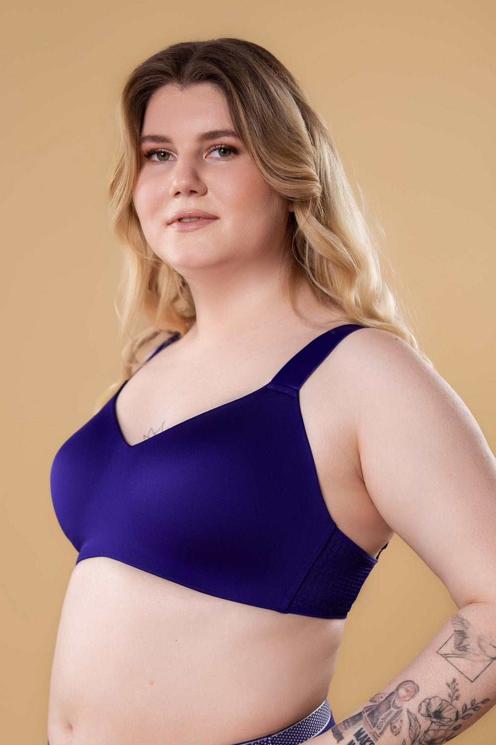 Бюстгальтер с формованной чашкой SLZ27401041 violet