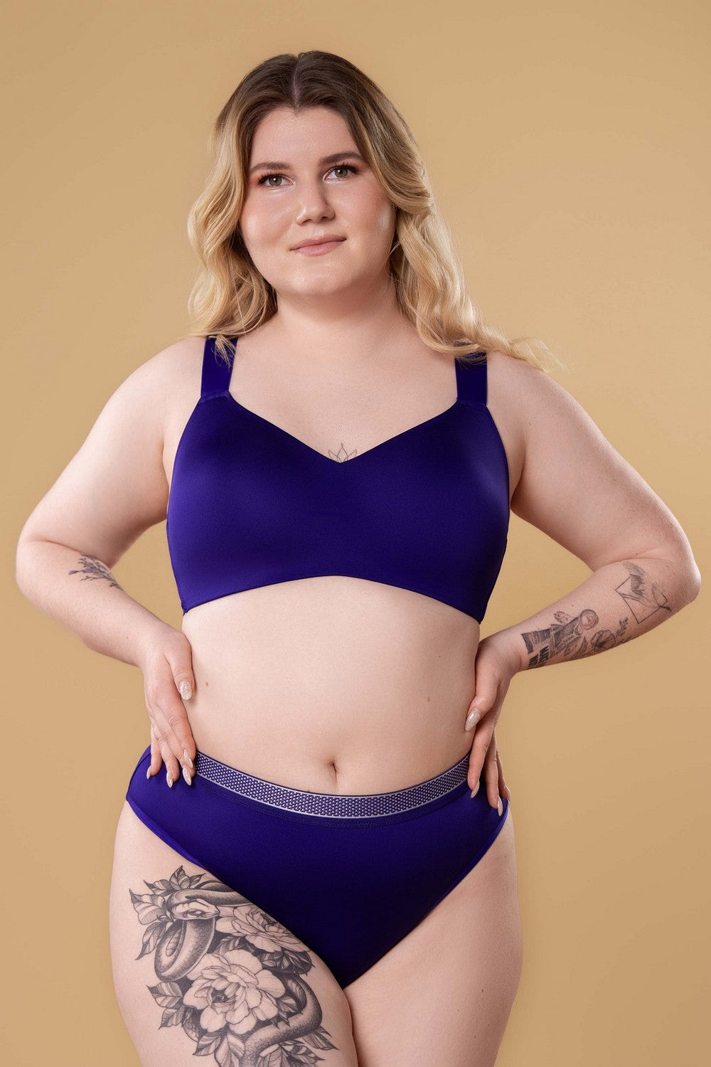 Бюстгальтер з формованою чашкою SLZ27401041 violet