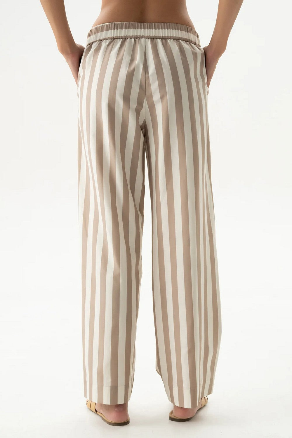 Хлопковые брюки 251204-06 Strapped Cotton oat milk