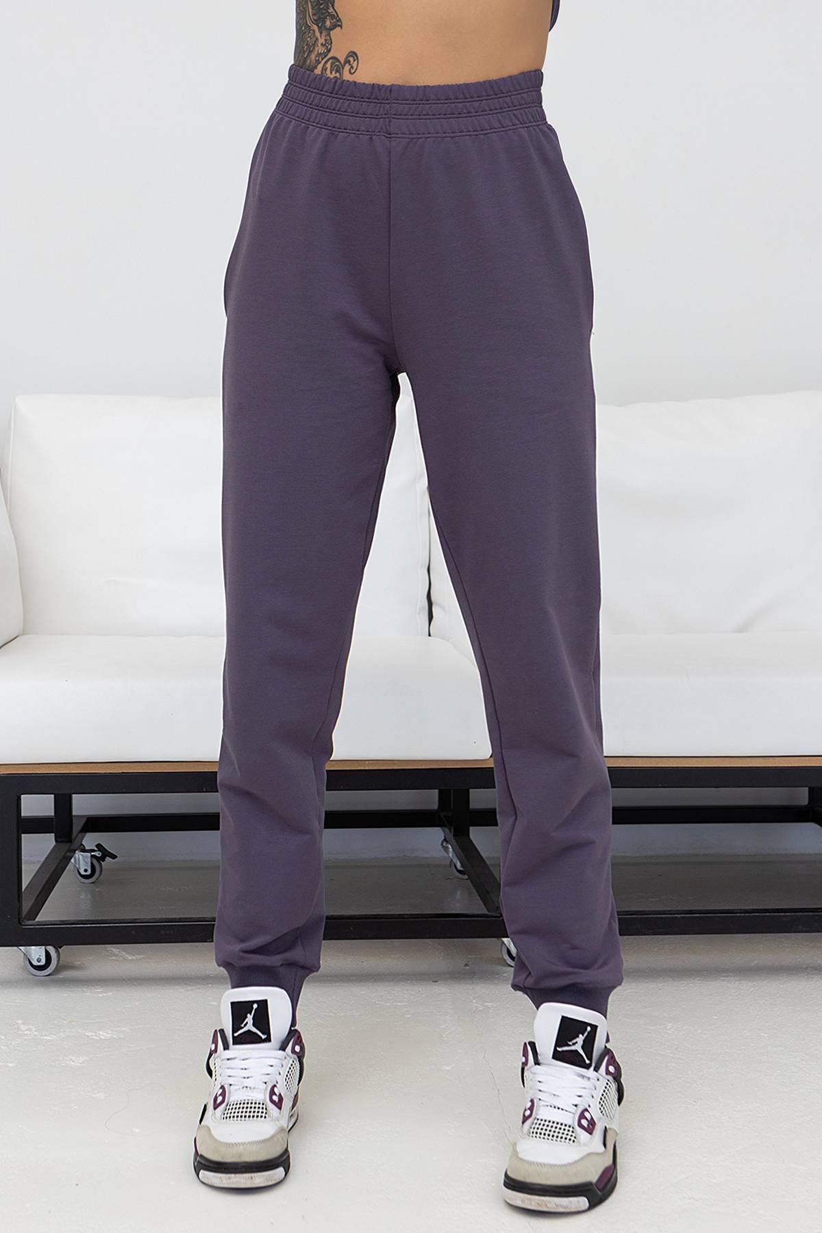 Трикотажные джоггеры E1-LD61