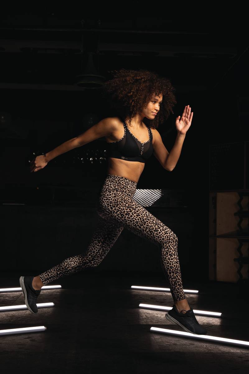 Спортивний бюстгальтер (рів.3) 5544 Air Control black/kalahari