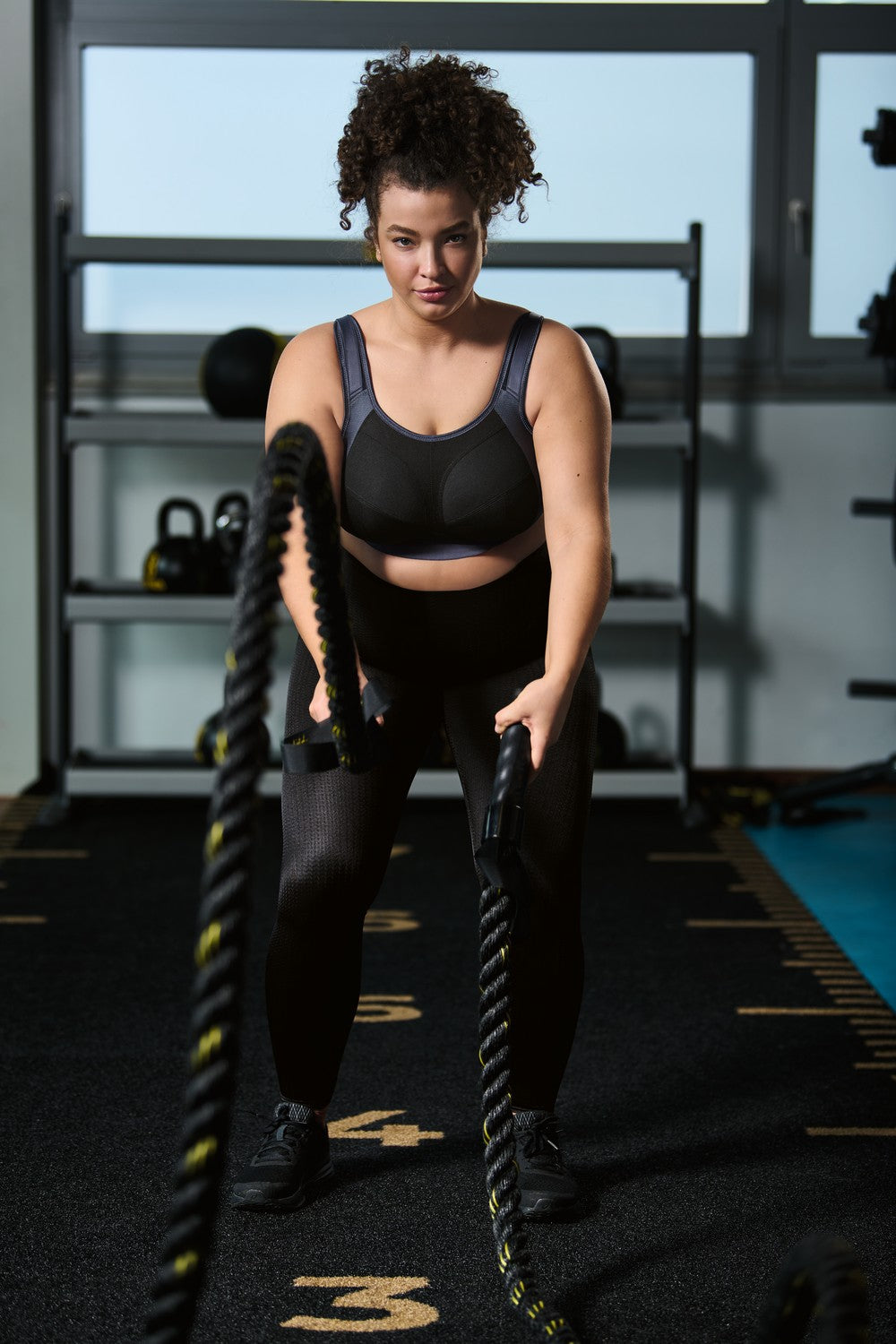 Спортивний бюстгальтер 5567 Extreme control Plus black/antracit