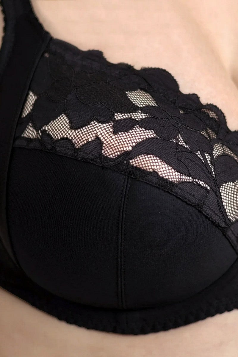 Мягкий бюстгальтер с широкими бретелями 1507/017 black