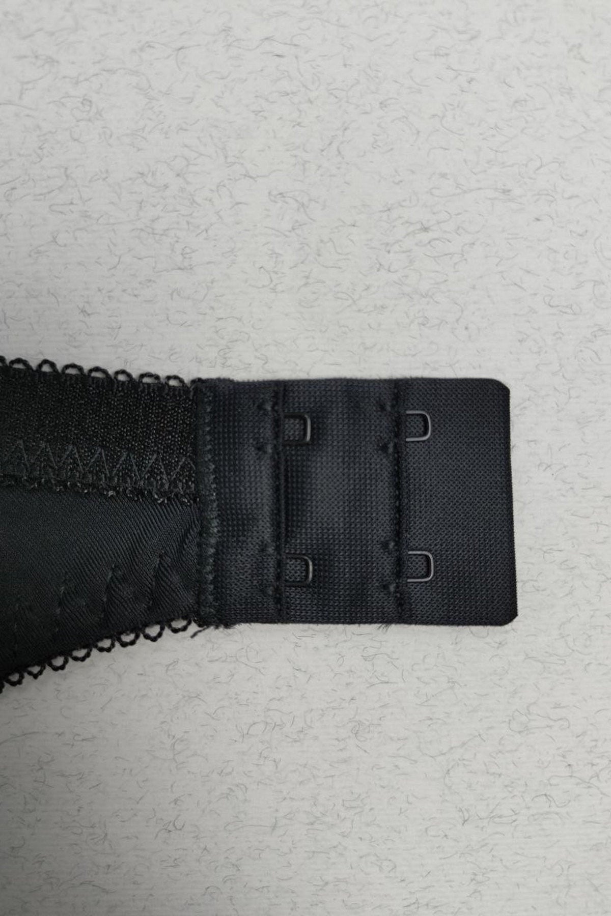 Полудублированный бюстгальтер H05-14-L black