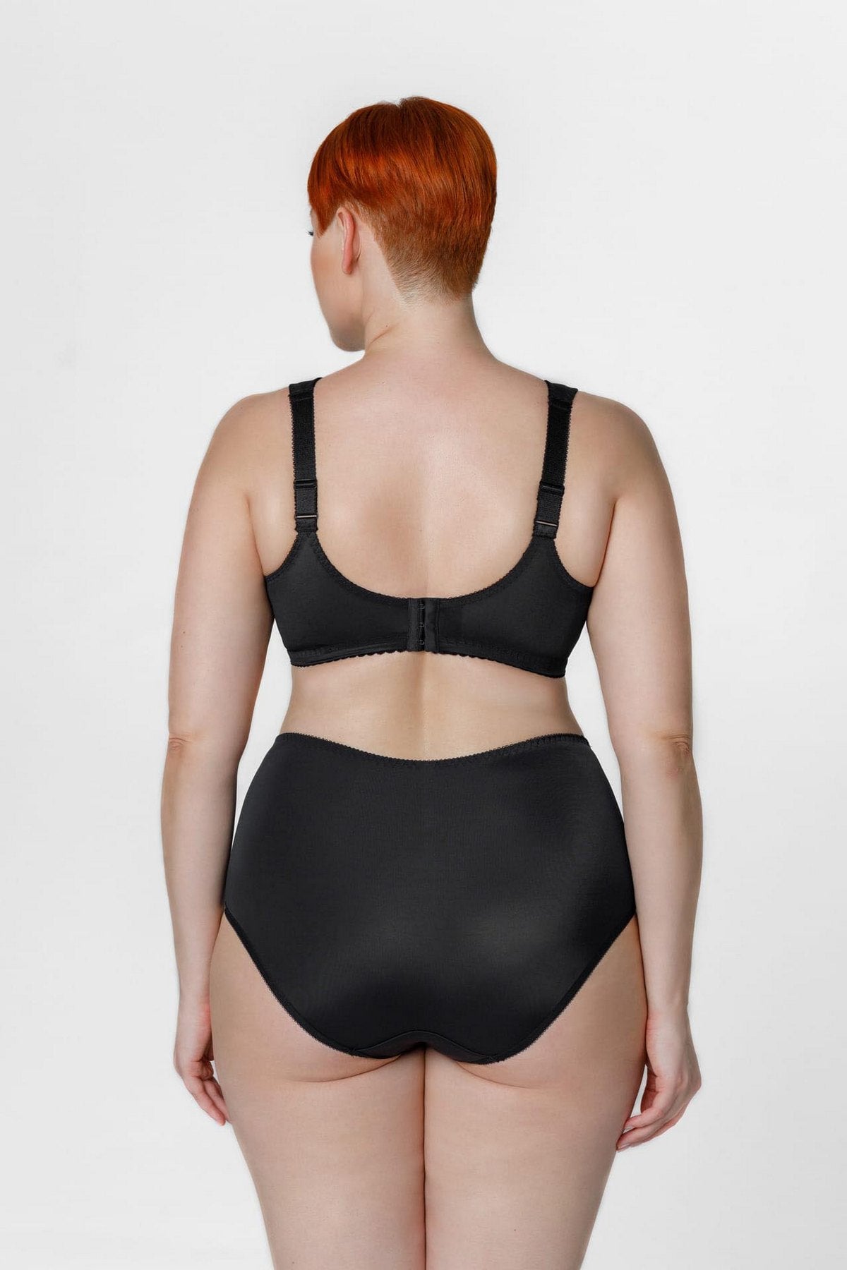 М'який бюстгальтер H36-17-L black