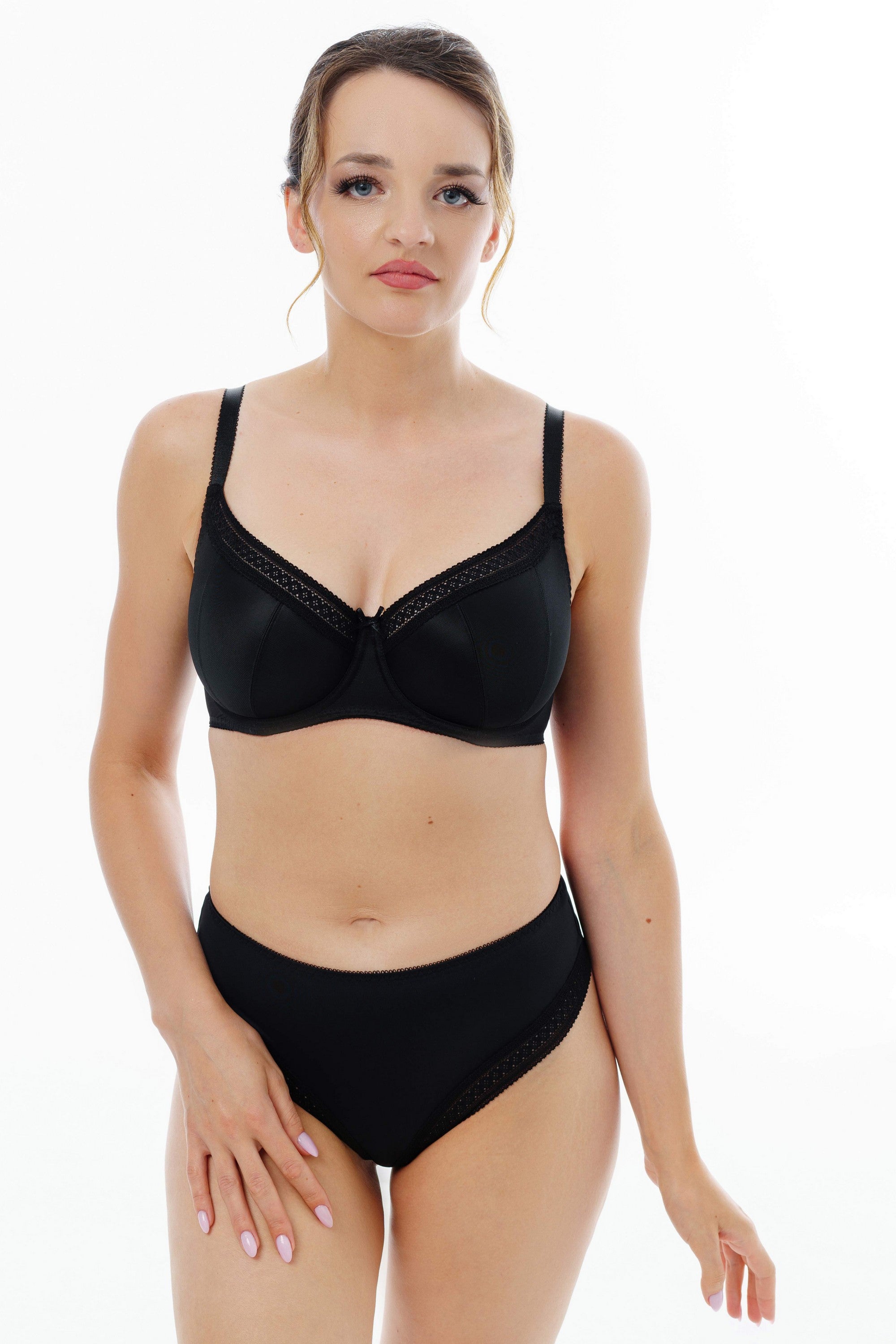 М'який бюстгальтер H45-24-L black