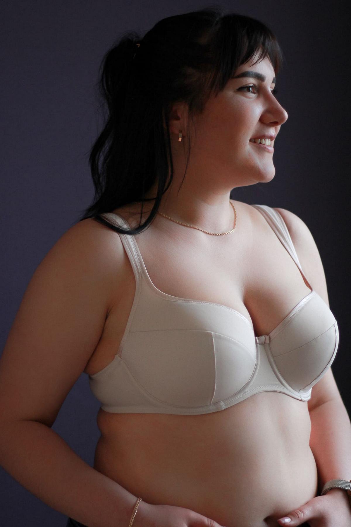 Плотный бюстгальтер Nocturn 20K33 silver peony