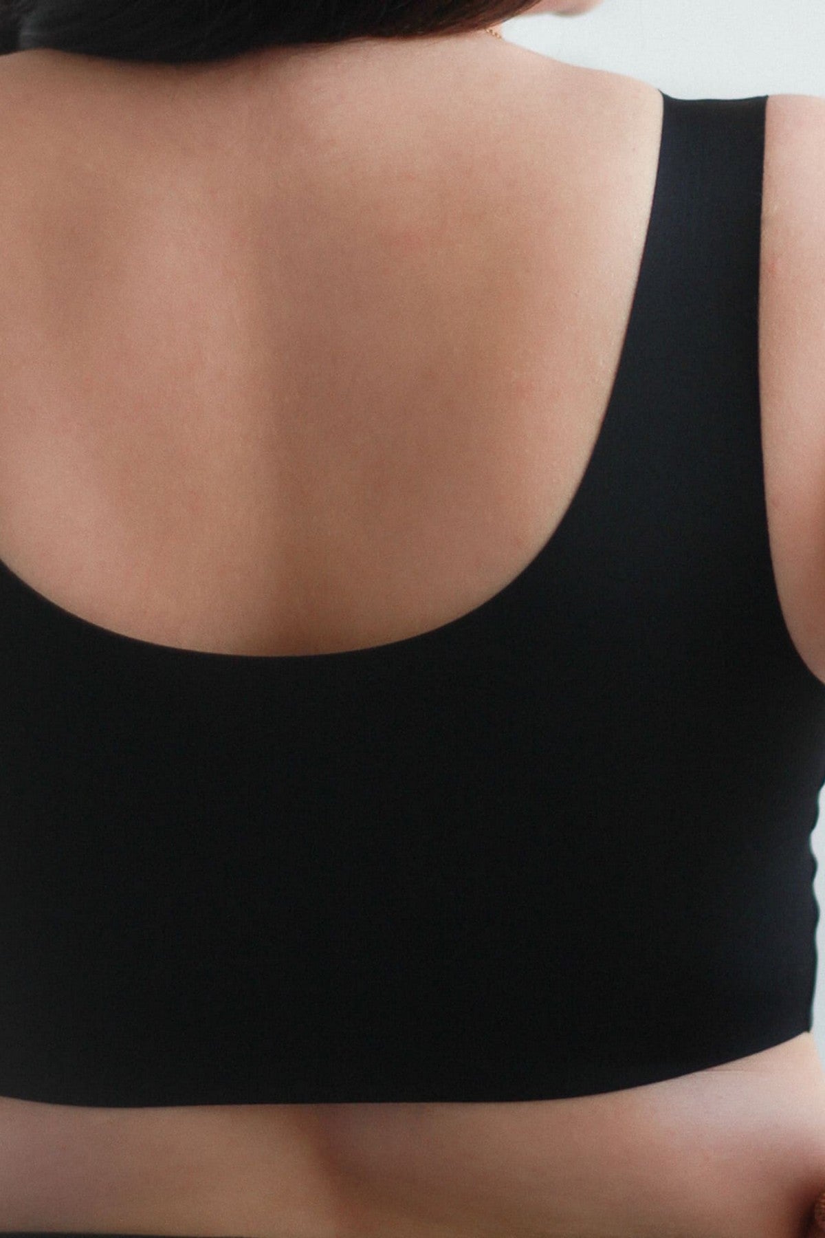 Бесшовный бюстгальтер 71D30 Invisible Light black