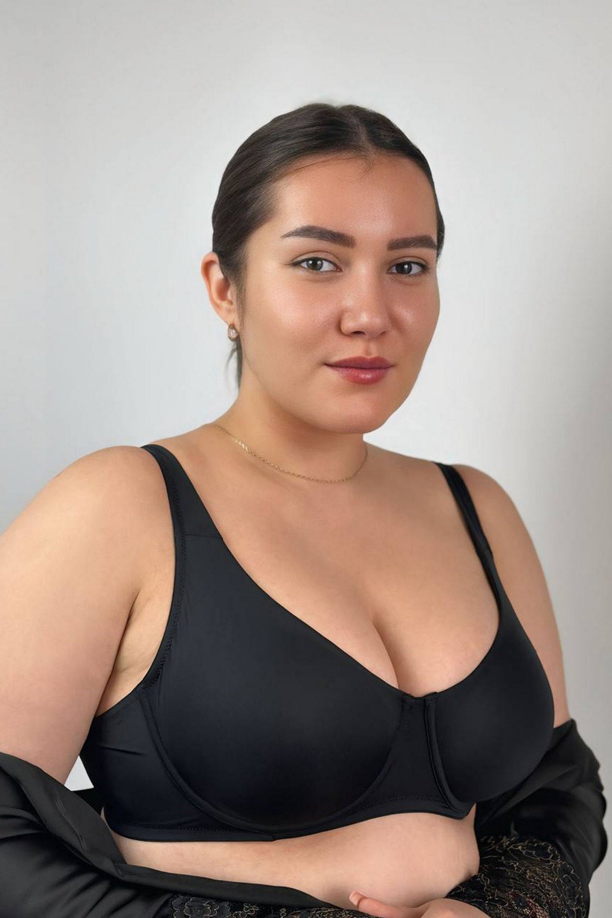 Формований бюстгальтер Shape 92H35 black