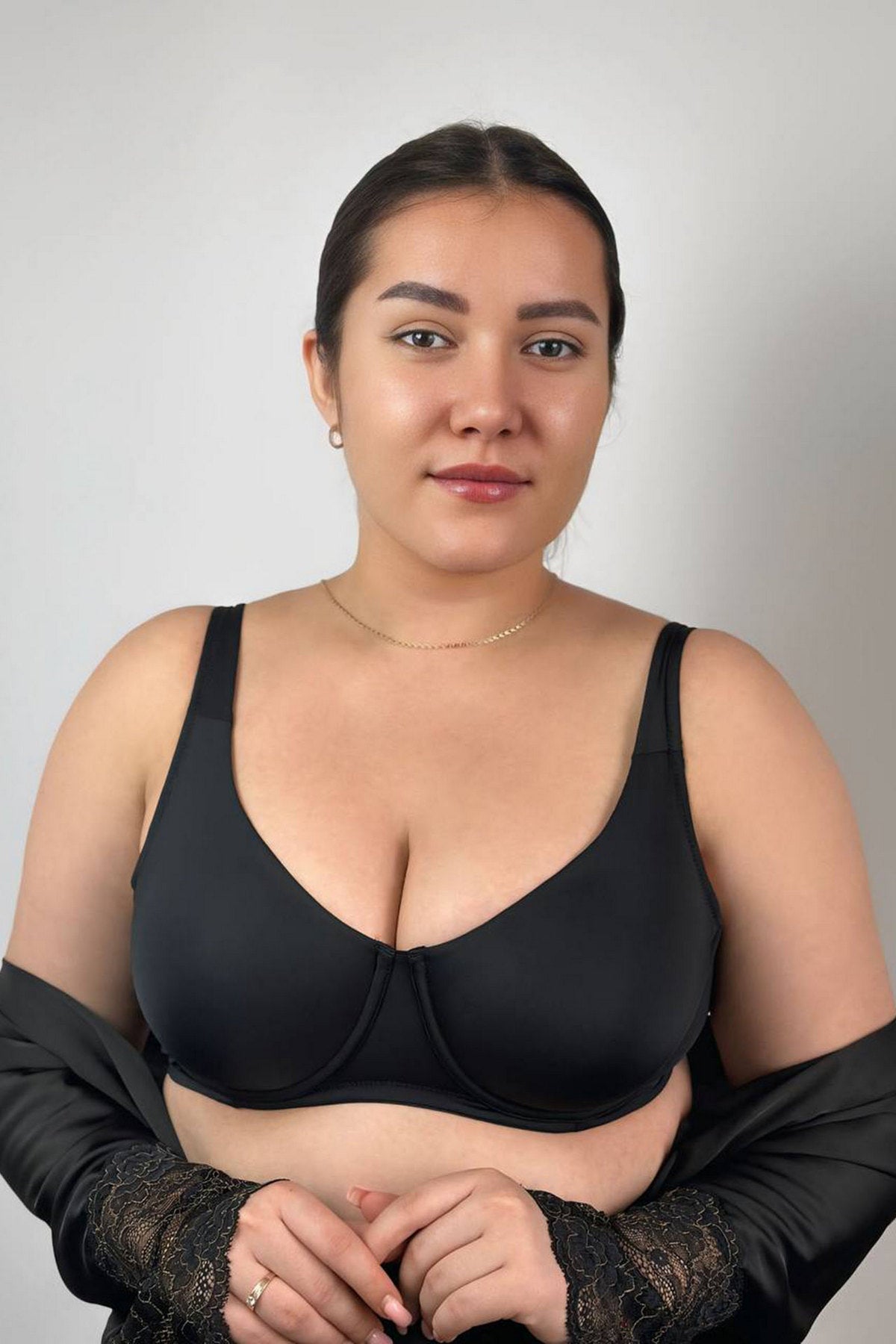 Формований бюстгальтер Shape 92H35 black