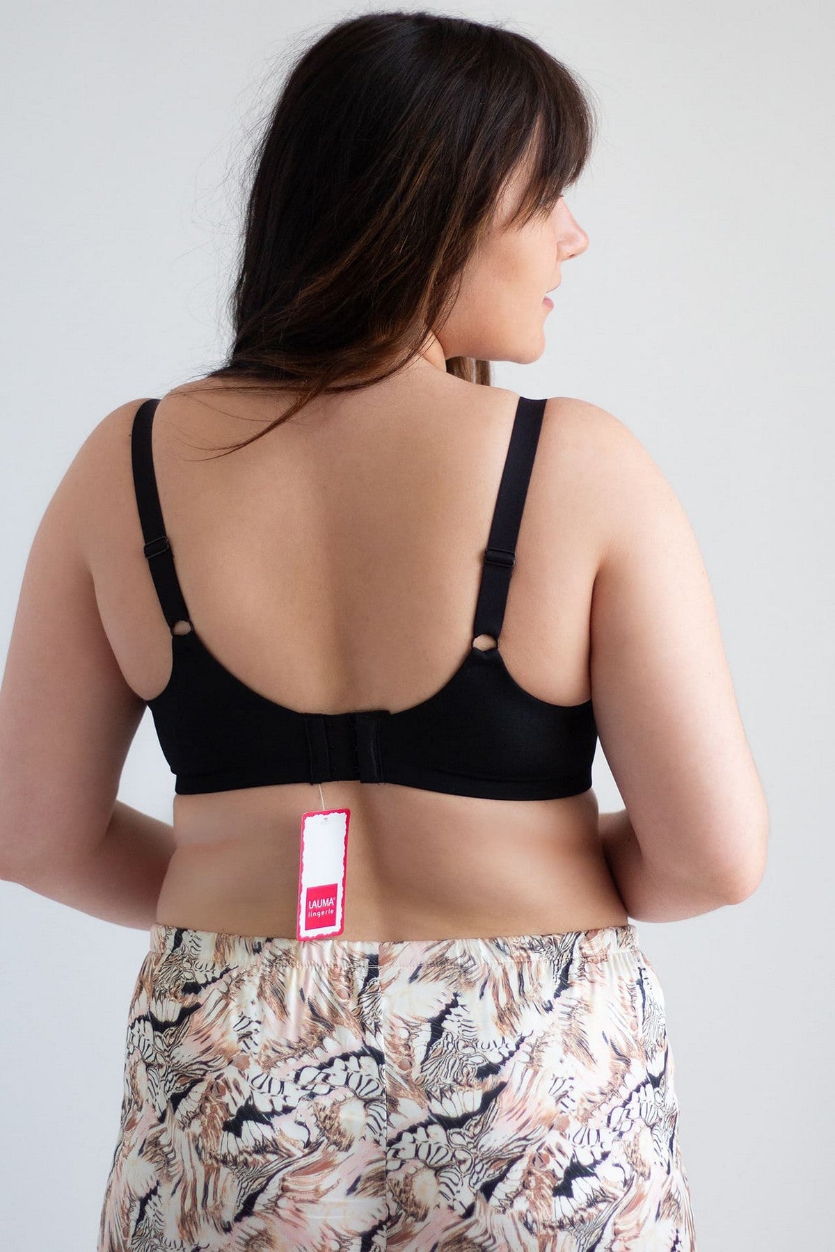 Бесшовный бюстгальтер без косточек 92H37 Shape black