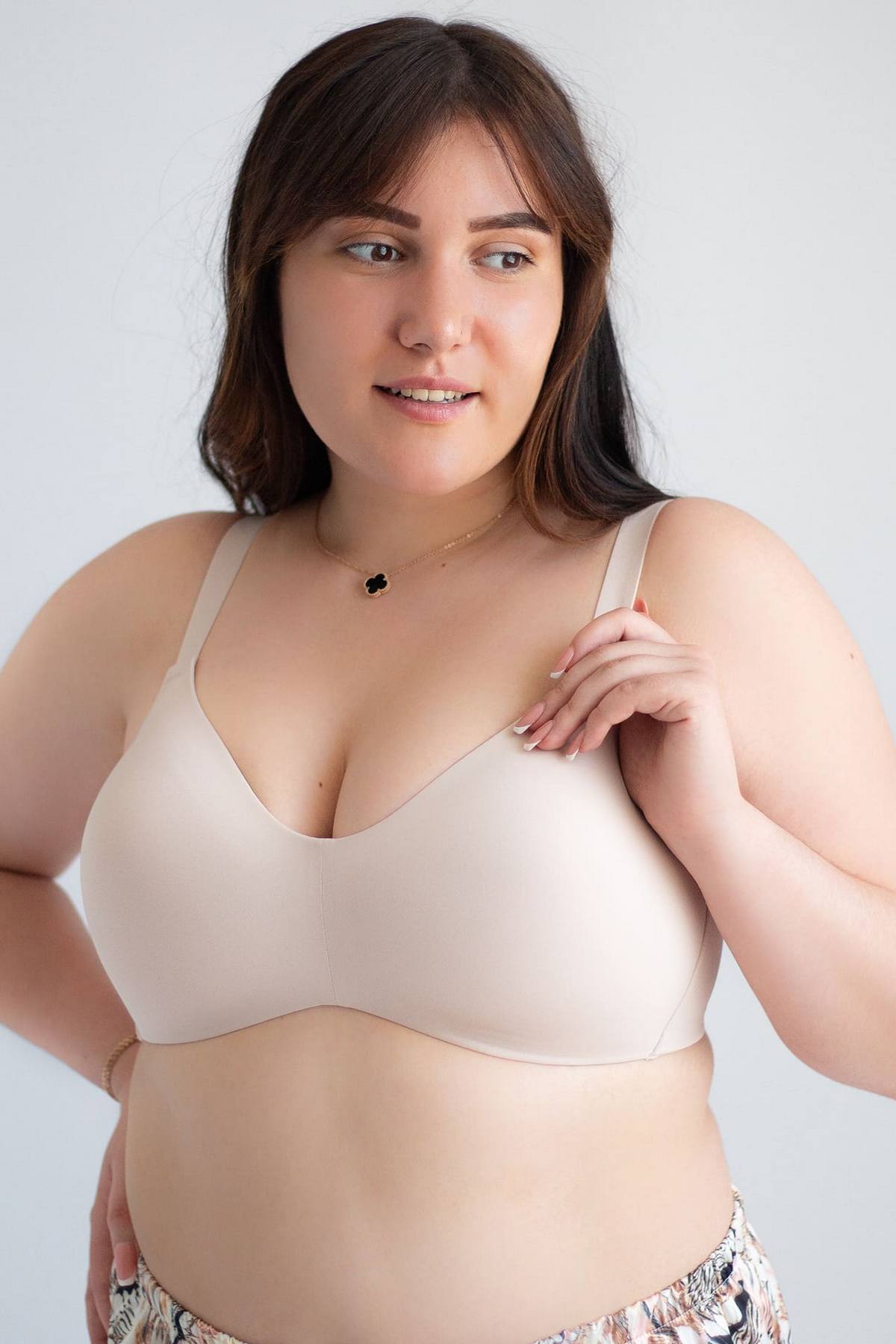 Бюстгальтер без косточек Shape 92H37 silver peony