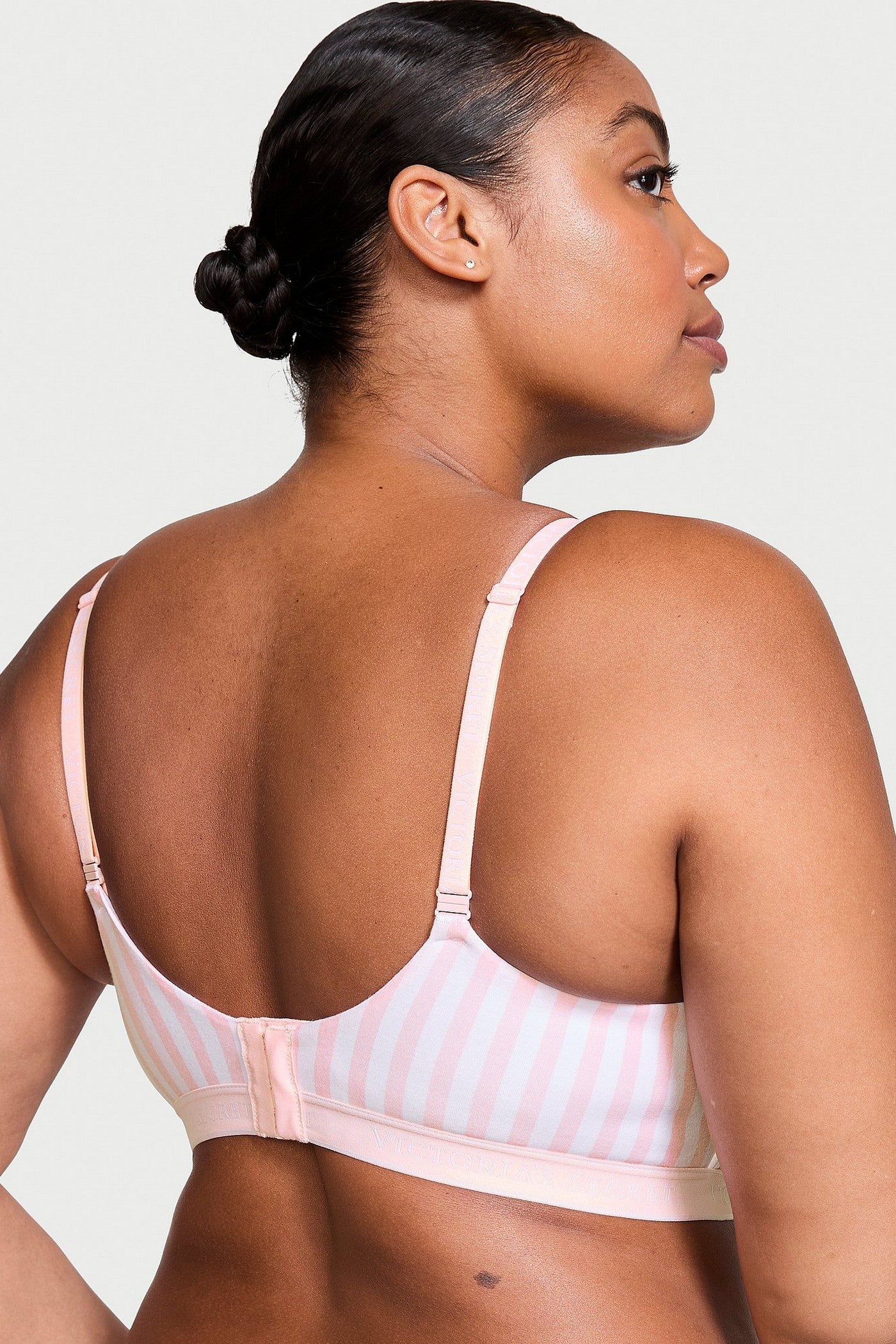 Ущільнений бюстгальтер без кісточок 447833471 white/rose Victoria`s Secret спина