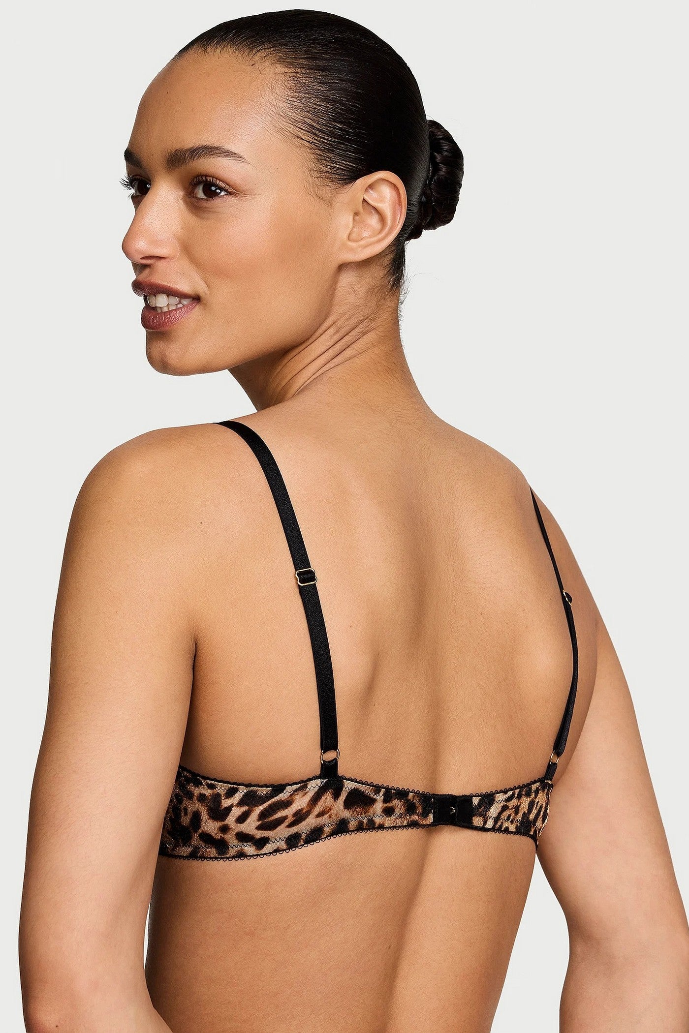 М'який бюстгальтер із шиммером 521773032 leopard Victoria`s Secret спина