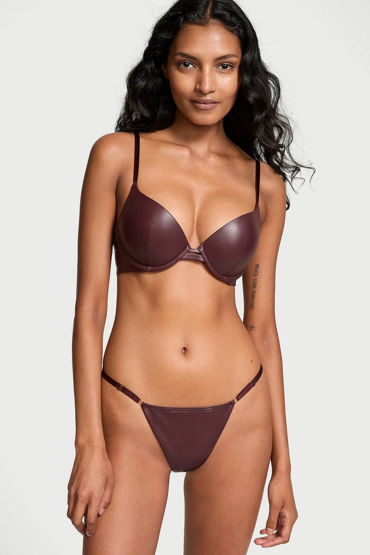 Бюстгальтер з екошкіри 576760318 bordo Victoria`s Secret