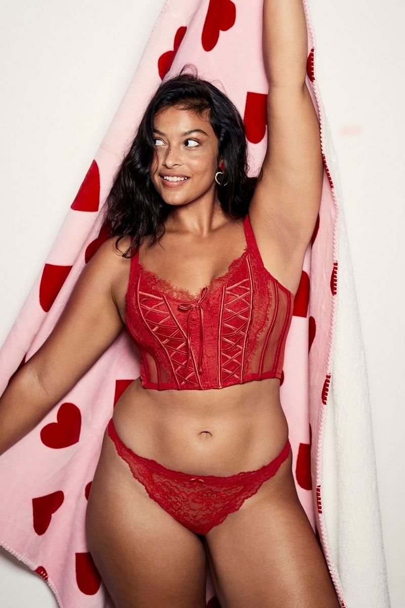 Кружевное бюстье со шнуровкой 654000033