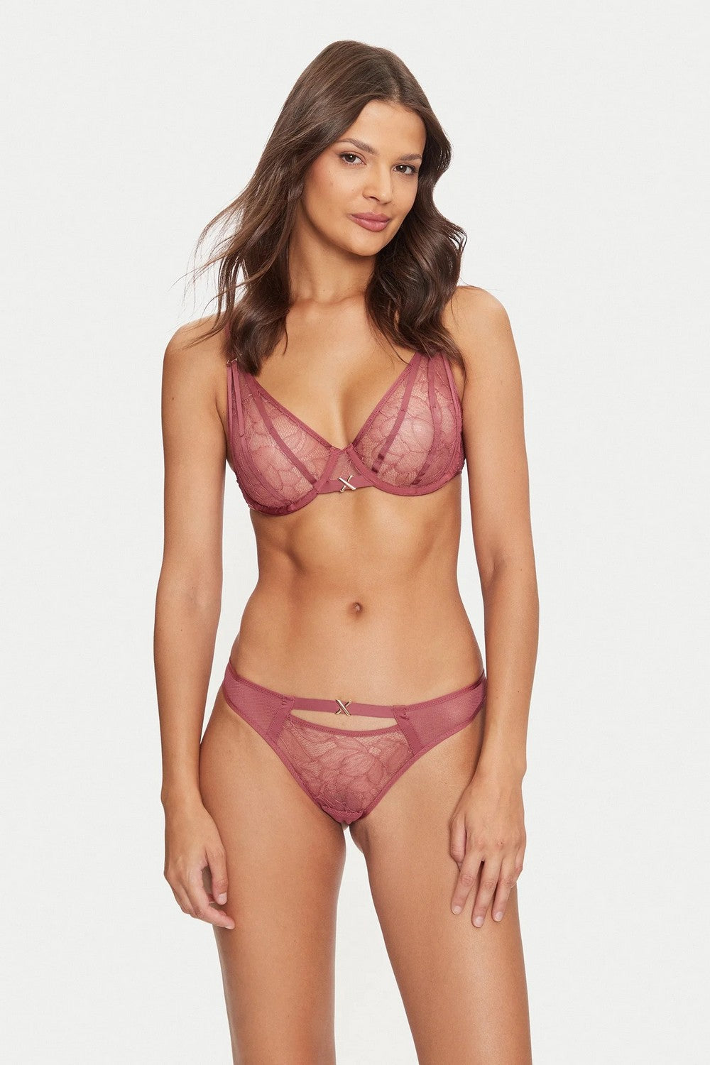 Трусики стринг с кружевом 01AG0 Xquisite sepia