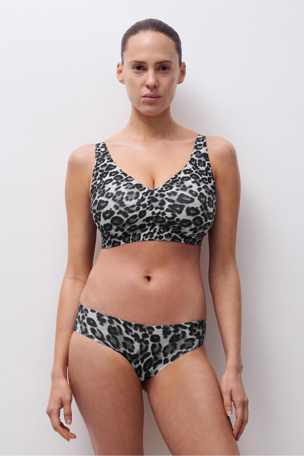 Бесшовные трусики слип 11D3 Soft Stretch grey leopard