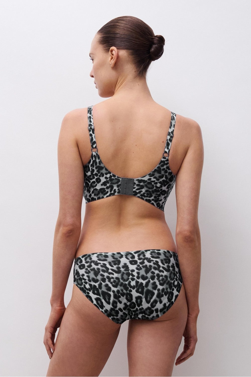 Бесшовные трусики слип 11D3 Soft Stretch grey leopard