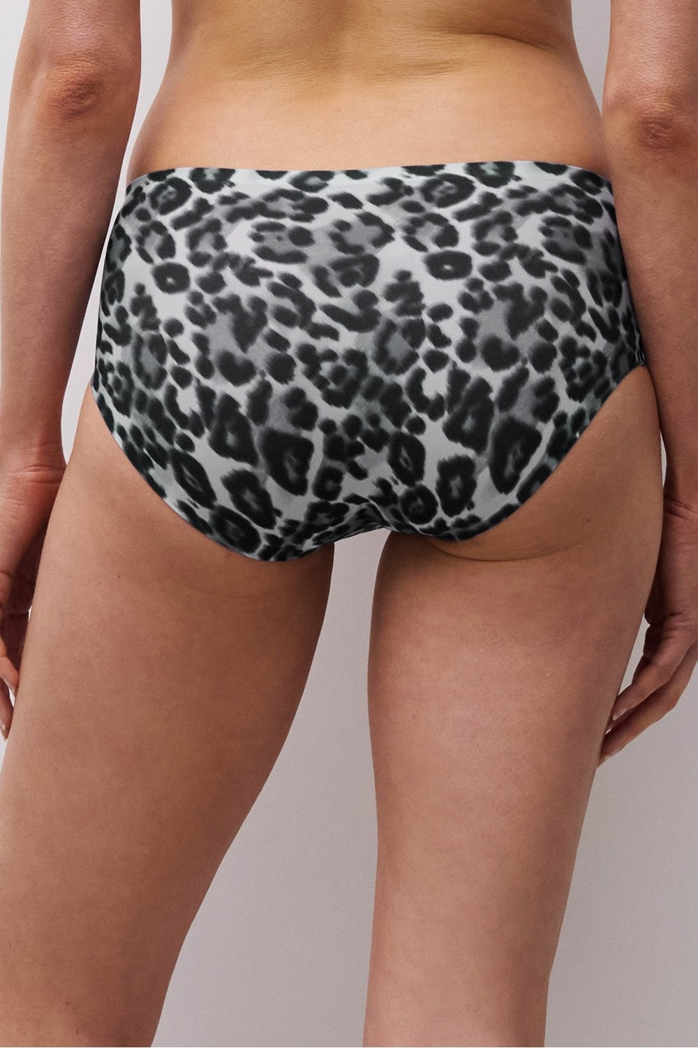 Шортики из микрофибры 11D4 Soft stretch grey leopard