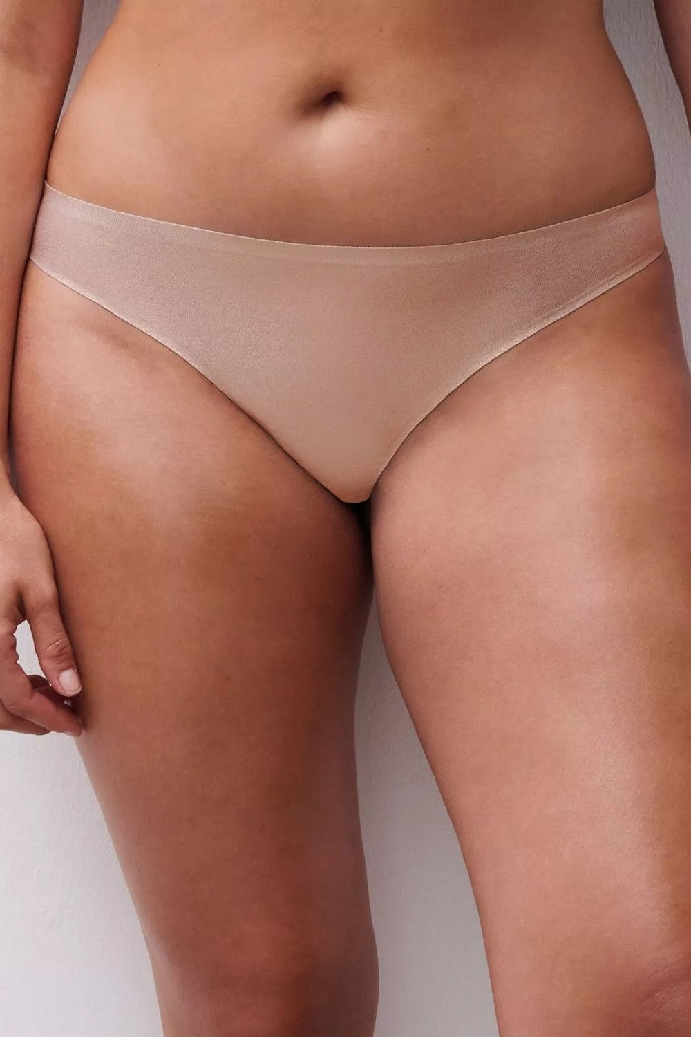 Безшовні трусики стрінги 11DG9 Soft stretch golden glow