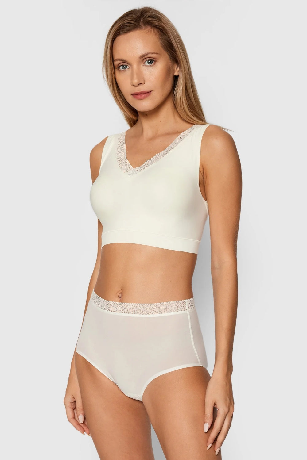 Трусики слип с высокой талией 11G7 Soft stretch ivoire