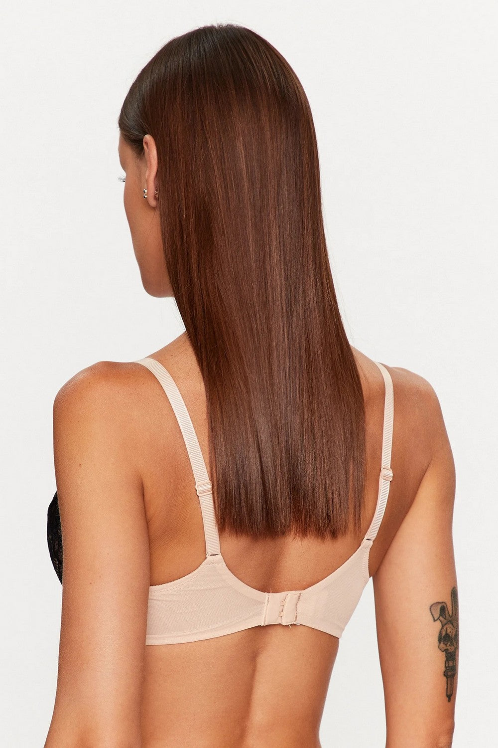 Формованный бюстгальтер с кружевом 12N2 Midnight flower black