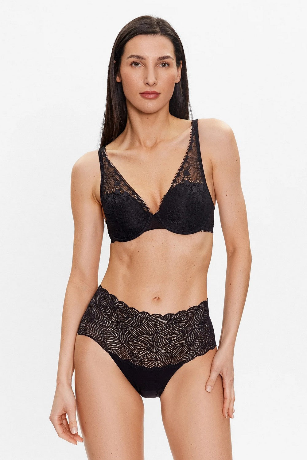 Бюстгальтер с плотными чашками 15F7 Day to night black