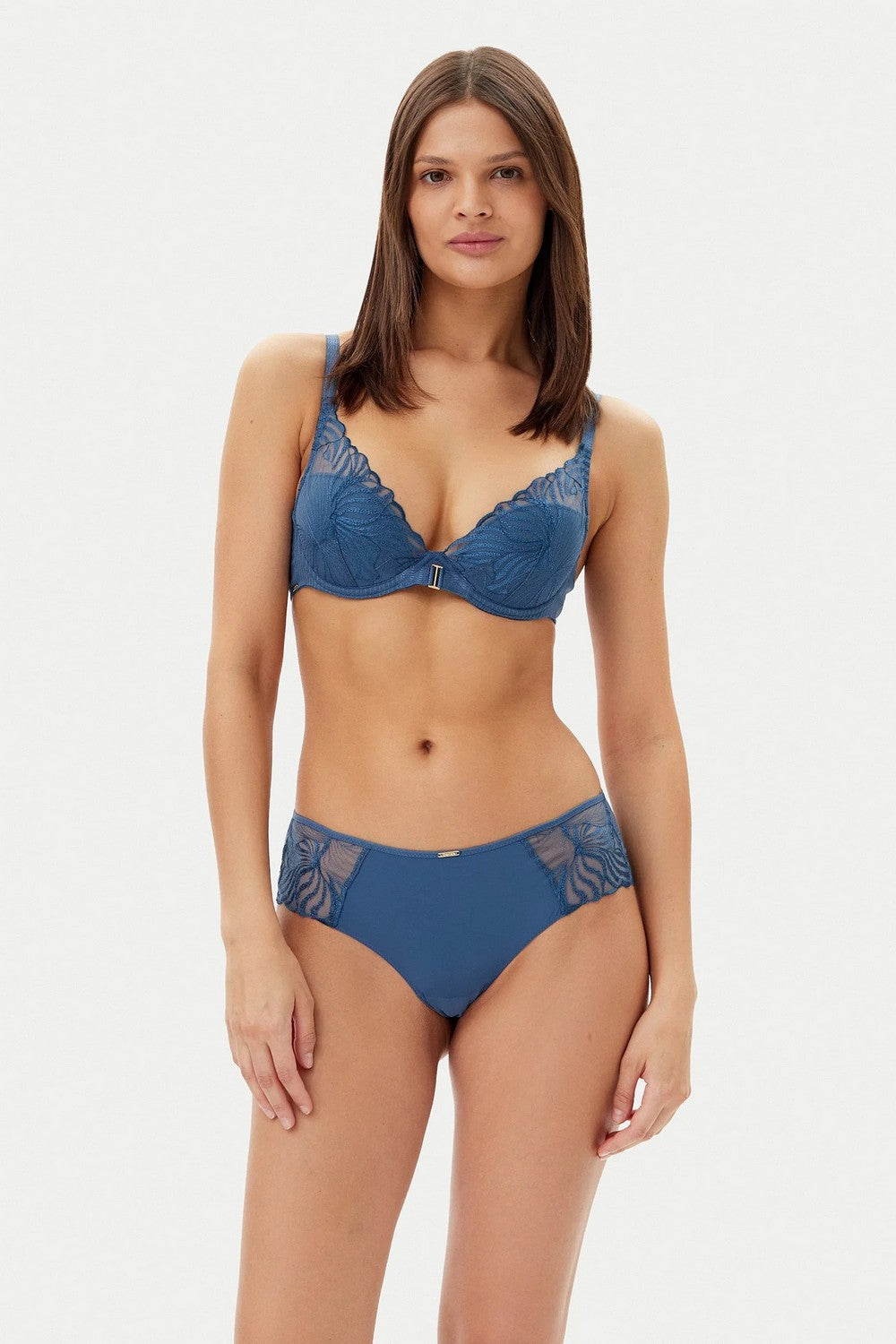 Трусики бразилиана с кружевом 15YB0 Legend jeans bleu