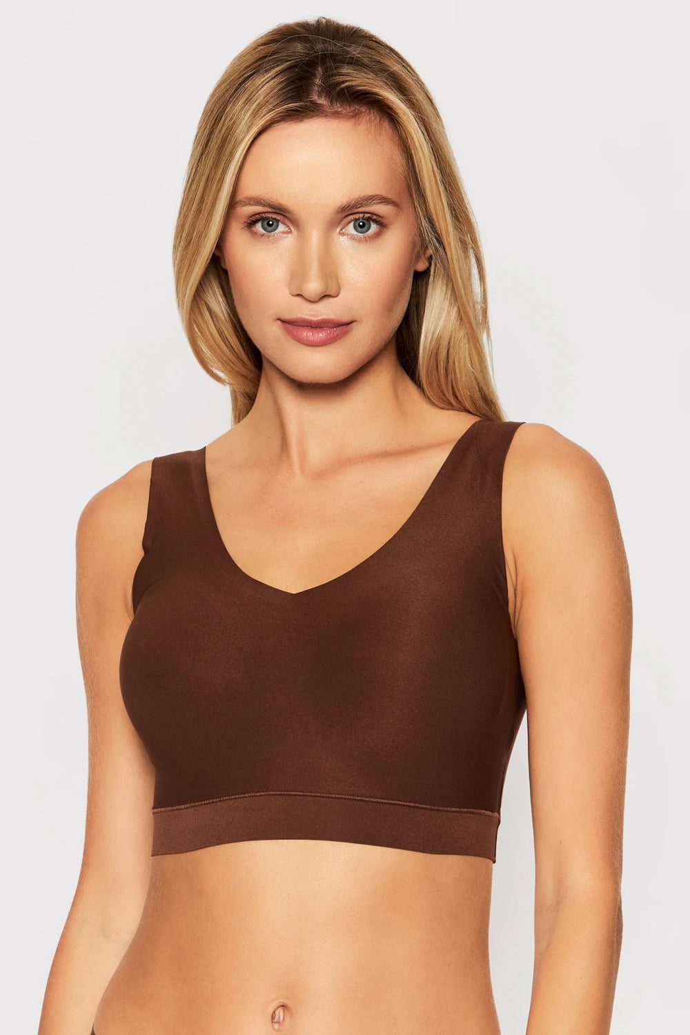 Бесшовный бра-топ 16A1 Soft stretch walnut