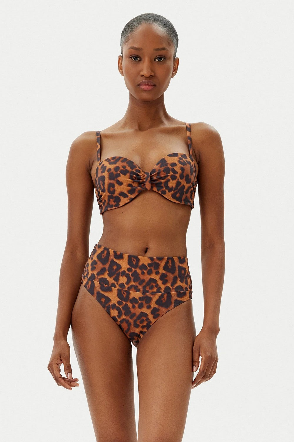 Высокие купальные плавки 17UC5 Sauvage wild leopard