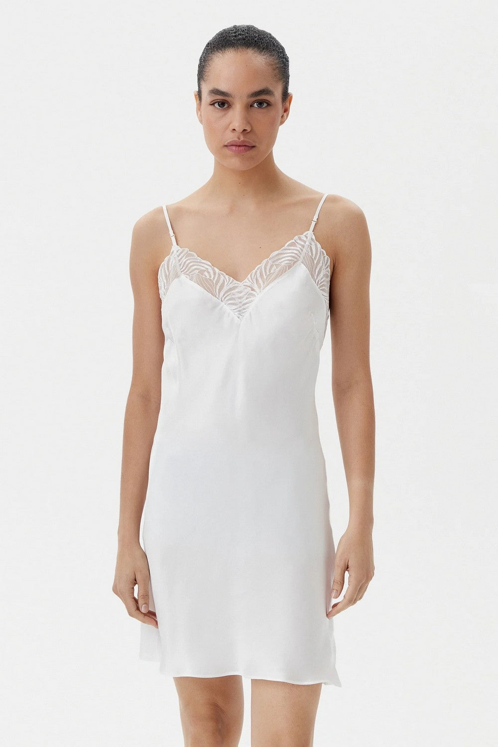 Ночная сорочка с вышивкой 17WW5 Legend milk