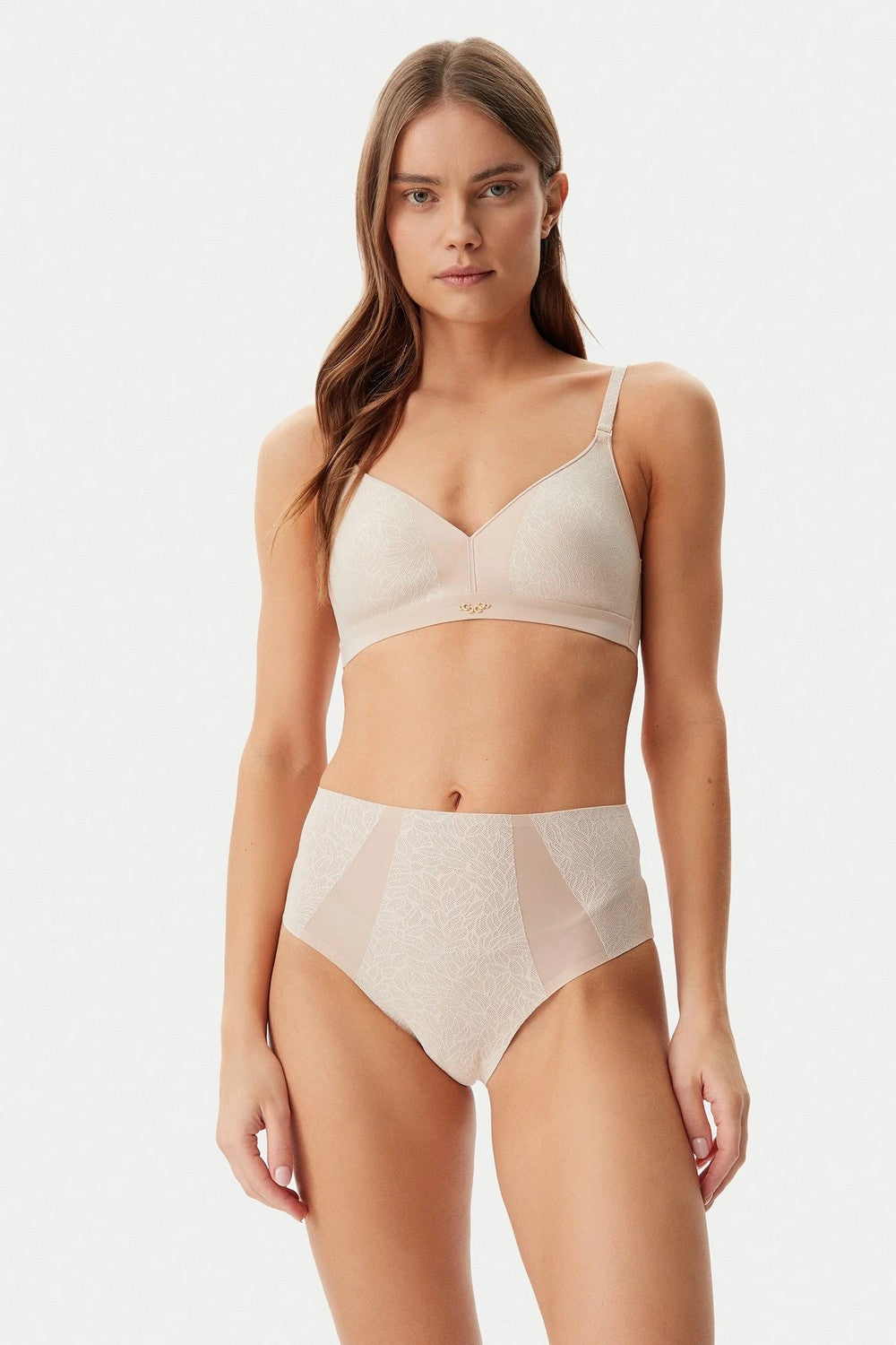 Бесшовные трусики слип 18IC5 Pure Lace beige dore