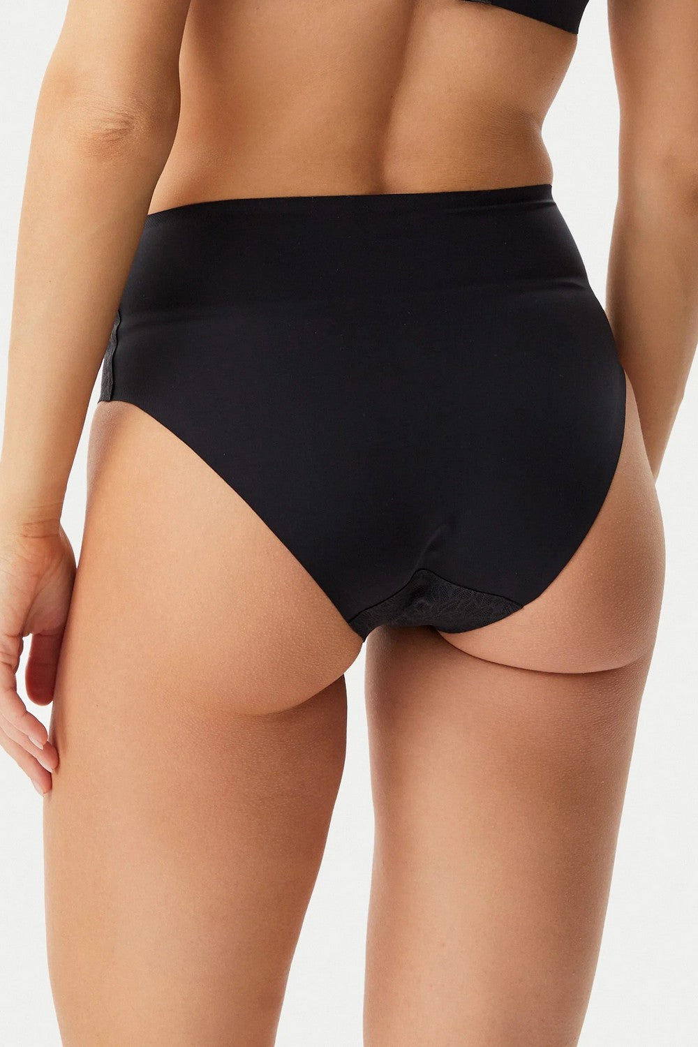 Бесшовные трусики слип 18IC5 Pure Lace black