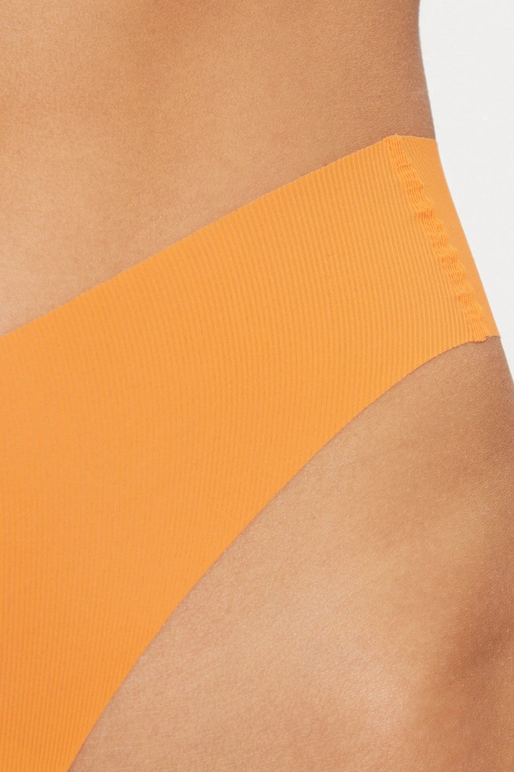 Бесшовные трусики стринг 22HG9 Pulpies clementine