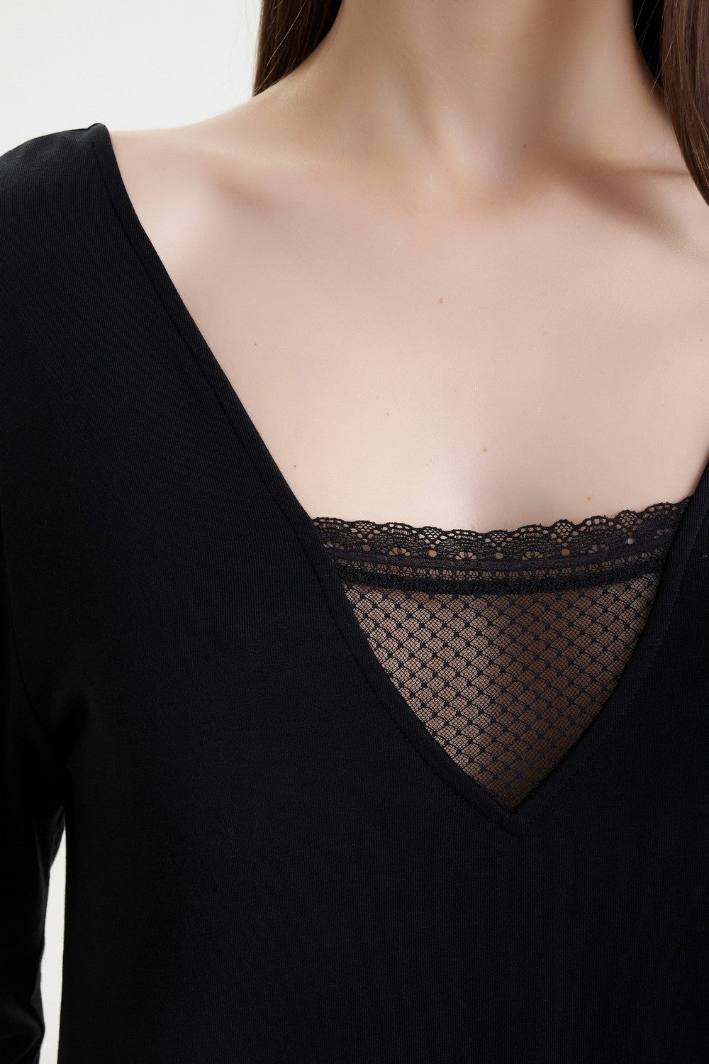 Домашній лонгслів 10YJ0 Romance black