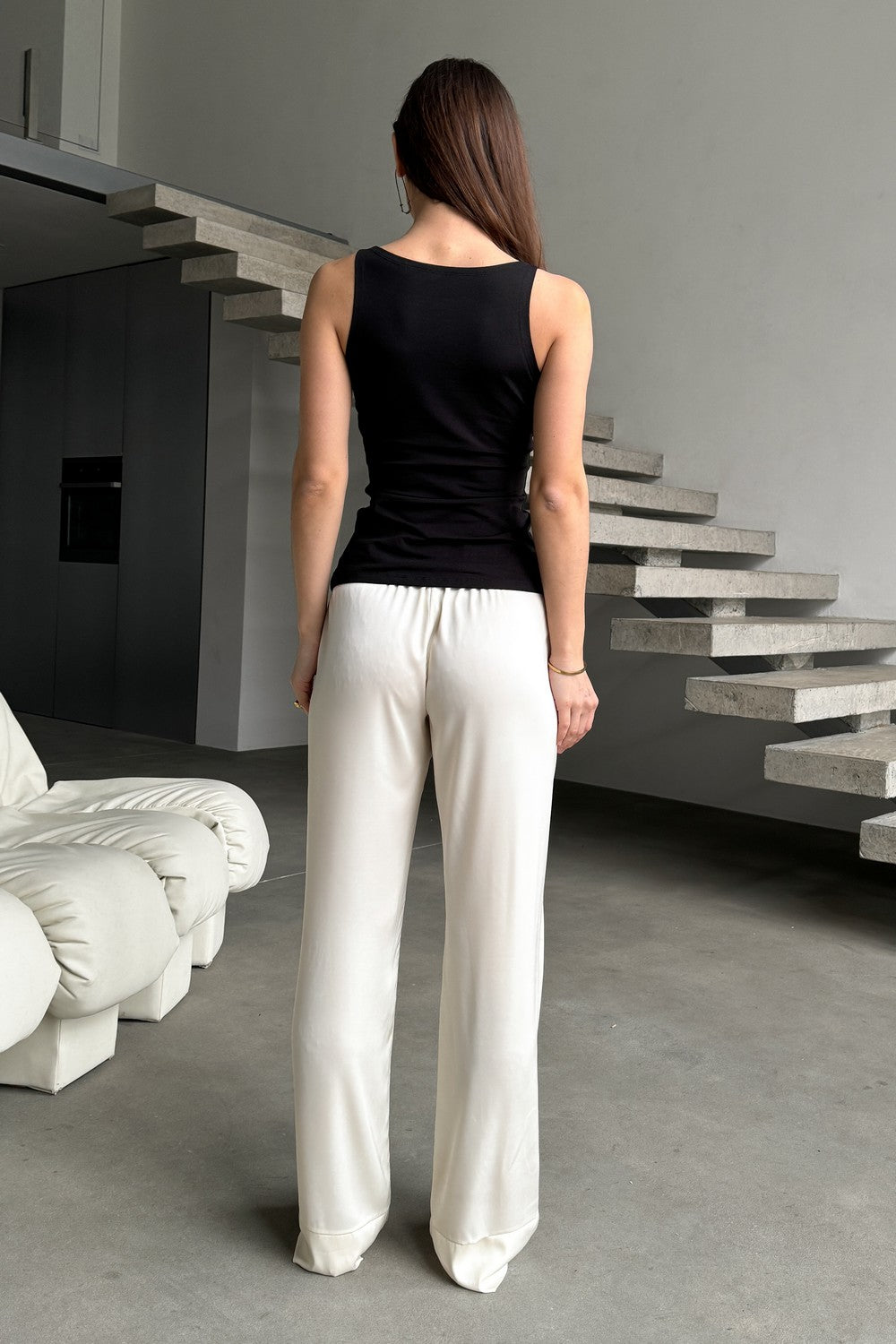 Хлопковая майка на широких бретелях C19601/1 Basic 1